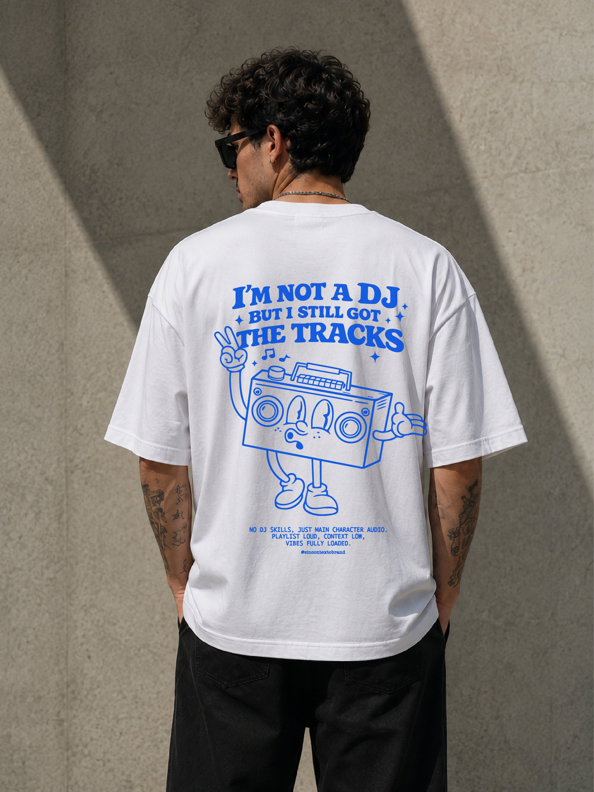 Playera I am not a DJ